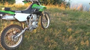 Kawasaki KLX 250 Обзор мотоцикла 2017 года.