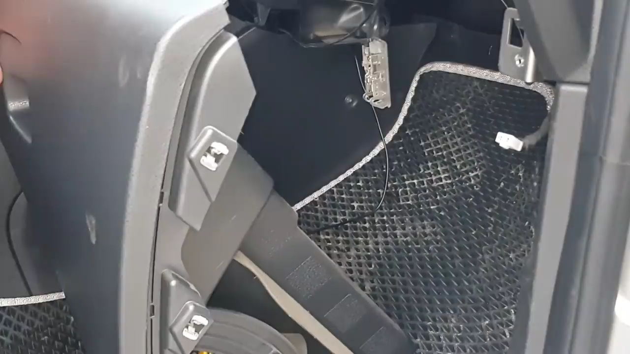 ЛАДА ВЕСТА ГДЕ НАХОДИТСЯ БЛОК КОМФОРТА ЕММ? смотреть онлайн