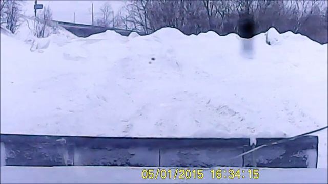 чистим снег тойотой. отвал для снега или карибо-трактор смотреть онлайн