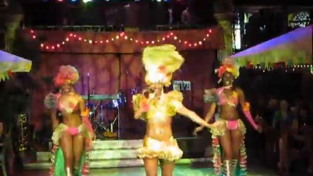 Бразильское и латиноамериканское шоу! смотреть онлайн