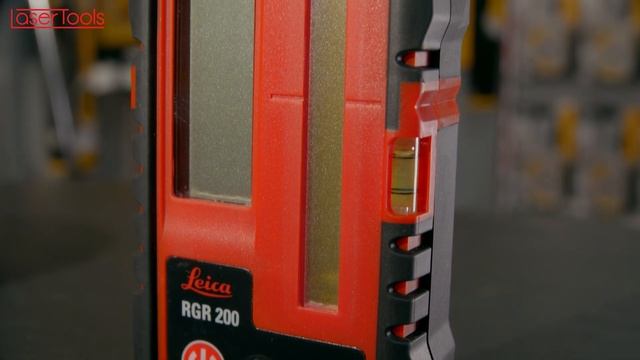 Leica Geosystems RGR200 Rewelacyjny odbiornik detektor do laserów liniowych z dwoma ekranami LCD смотреть онлайн