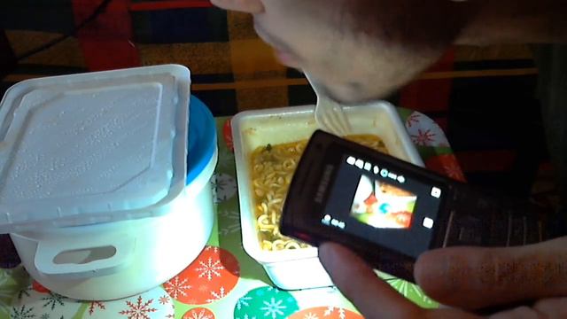 Ем Доширак с Говядиной и слушаю Metallica - Beyond Magnetic смотреть онлайн