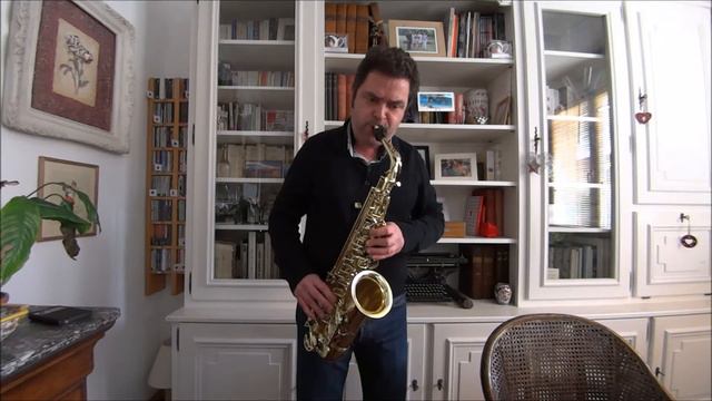 N° 10 des 18 Exercices ou Etudes d'après Berbiguier ( saxophone alto ) - Marcel Mule смотреть онлайн