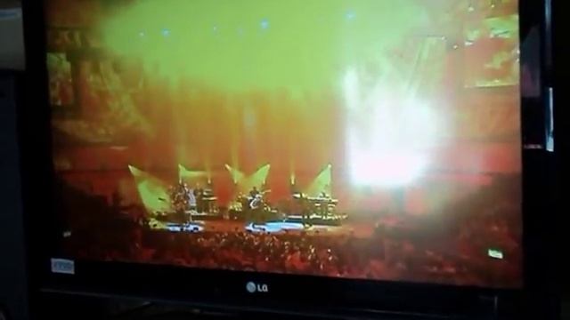 lcd lg lk 450 blu ray philips bdp 3200 ,simply red holding back the years смотреть онлайн