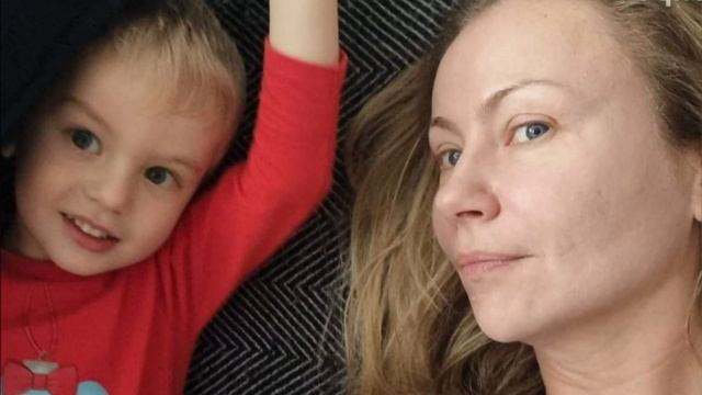 ВЕСЬ В МАМУ! Только взгляните! Как выглядит младший сын актрисы Марии Мироновой? смотреть онлайн