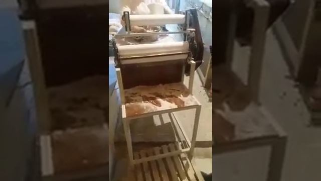 Тестораскаточная машина для лаваша. смотреть онлайн