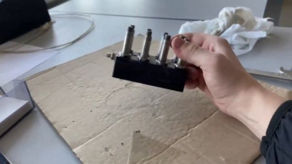 Чистим блок пневмоклапанов и слушаем реакцию на пневму от взрослого человека 55+