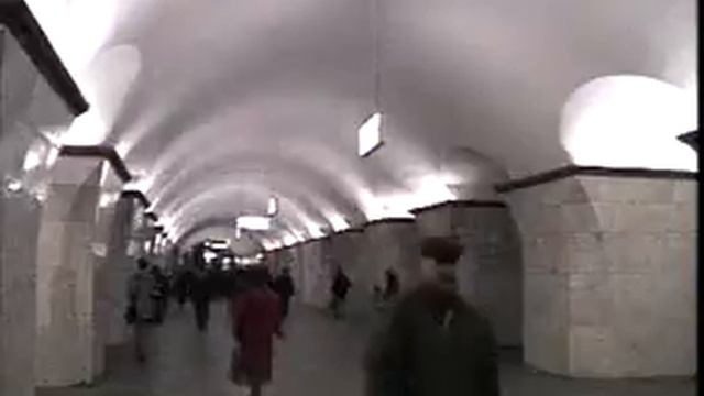 Станция метро "Проспект Мира" (1995 год) смотреть онлайн