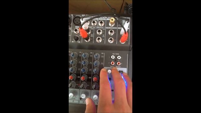 Behringer Xenyx 802 Mixer - Review and Demo смотреть онлайн