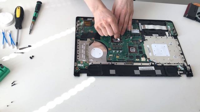 Замена термопасты и чистка Asus G56JR. Советы смотреть онлайн