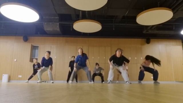 Dana’s Dance Classes, мини хоряжки ?? NYU university, Shanghai смотреть онлайн
