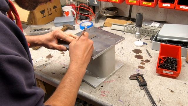 DIY CNC Milling Machine Build (Part 13) - Operators Panel and First Movements! смотреть онлайн