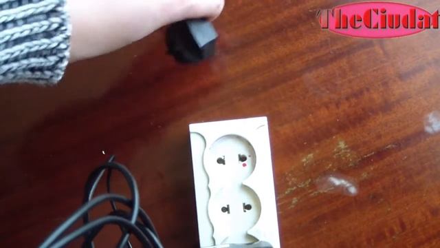 GEMBIRD EG-AVR-0801 (Automatic Voltage Regulator) смотреть онлайн