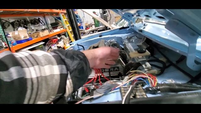 1978 Ford Courier Episode 14 : Looks like another change order! смотреть онлайн