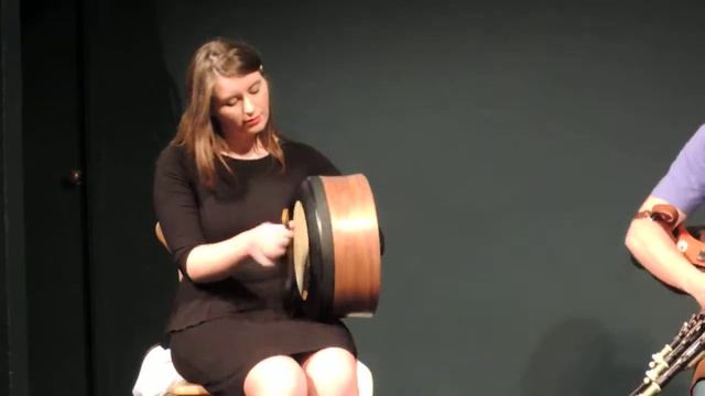 Aimee Farrell Courtney: Bodhrán (uilleann pipes, fiddle, accordion); Craiceann Bodhrán Festival 201 смотреть онлайн