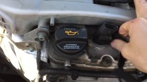 Замена свечей зажигания Volkswagen Touareg 2005 3.2L V6