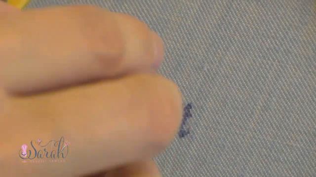 simple stamped looking initials using old school sewing techniques | couching and satin stitch смотреть онлайн