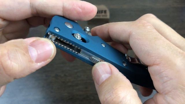 Ножи Emissary 477 от Benchmade смотреть онлайн