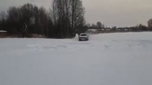 Бмв х5 е 53 валит по снегу!