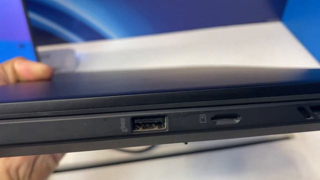 Asus ROG Zephyrus 16" Intel Core i7 Gaming Laptop First Look смотреть онлайн