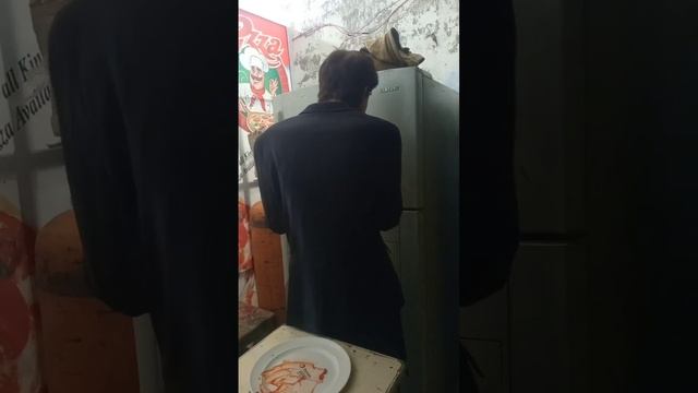 pizza Hunt смотреть онлайн