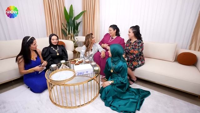 Sunumu yetersiz bulan gelinlerde çare tükenmiyor! | 1157. Bölüm смотреть онлайн