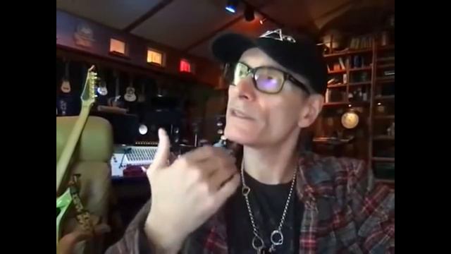 Стив Вай представляет 