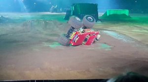 Шоу бигфутов. Москва СК Олимпийский 28.03.2015 Монстер мания.