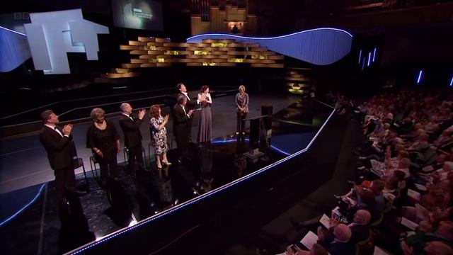 Kiri Te Kanawa | Cardiff Singer 2017 Song Prize Presentation смотреть онлайн