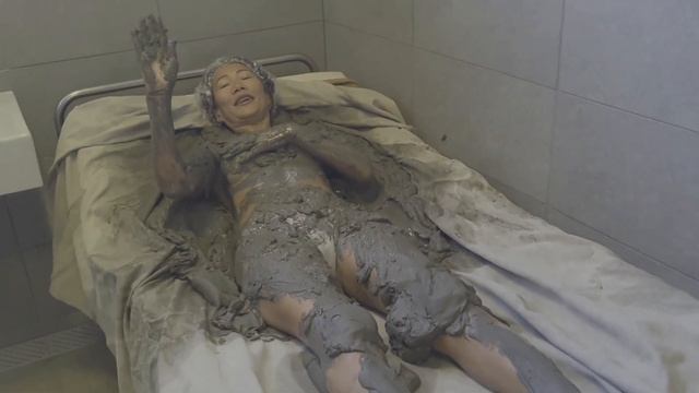 Италия термальная грязь  лечит почти все  болезни остеохондроз и артриты