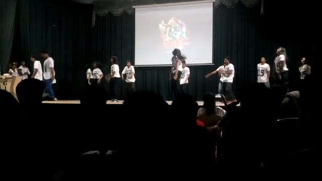 Git group dance at AURA 15 смотреть онлайн