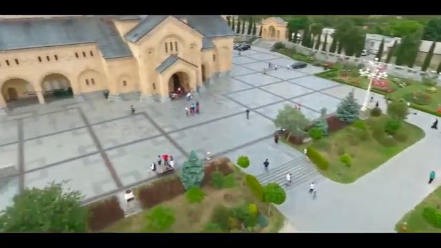 Святотроицкий собор в Тбилиси смотреть онлайн