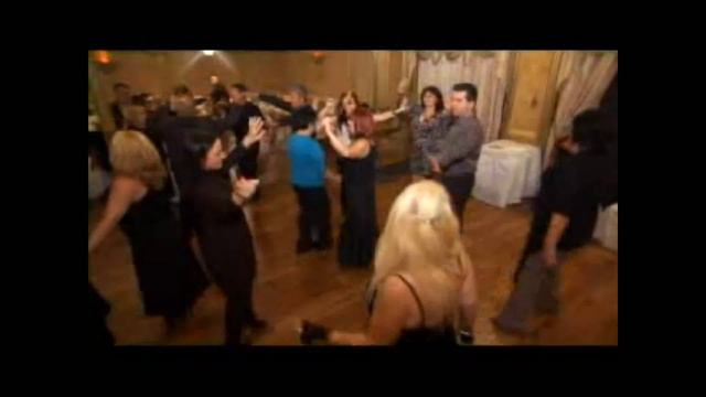 LEVON AVETISYAN 2011(LIVE)-LEVA SARKISIAN (KEYBOARD) ROMAN(KLARNET)SUREN(GITARA)