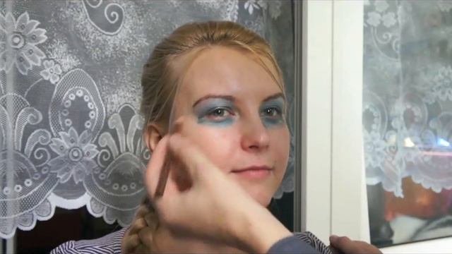 My Boyfriend does my makeup / Мой парень делает мне макияж смотреть онлайн