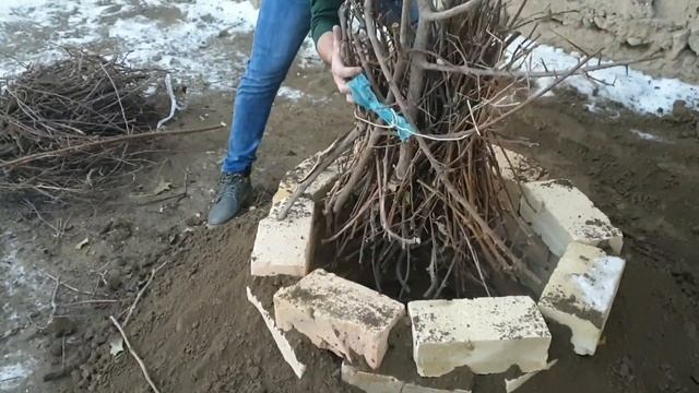 ТАНДЫР своими руками за 18 $. ТАНДЫР из кирпича. КАК сделать тандыр без раствора смотреть онлайн