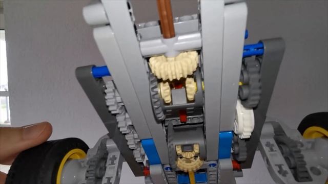Lego Technic car with auto-locking Differential смотреть онлайн