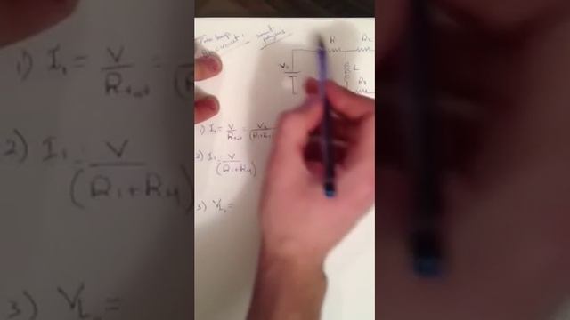Smartphysics: Two loop RL circuit 1 смотреть онлайн