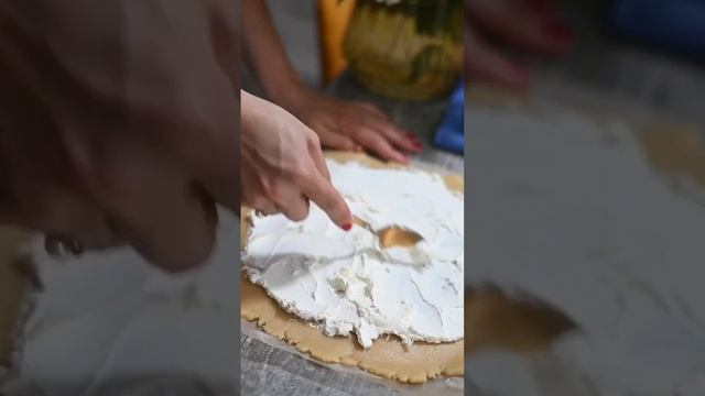 Песочная галета с абрикосами и творожным сыром смотреть онлайн