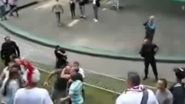 Польские фанаты перед матчем с Россией смотреть онлайн