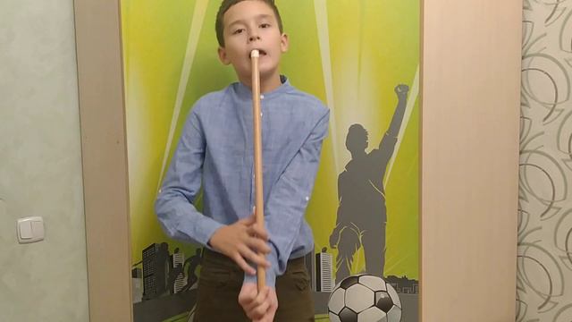 Мальчик играет на курае смотреть онлайн