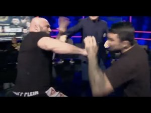 Мага Исмаилов vs Майк Перри: ВИДЕО ПОТАСОВКИ / "ТЫ ЧТО СКАЗАЛ О МОЕЙ МАМЕ?!"