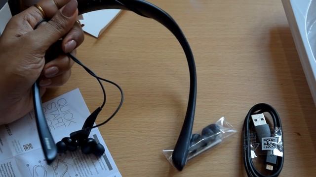 Samsung Level U Pro Wireless Bluetooth Headphones India|Unboxing + Price + Details смотреть онлайн