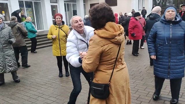 Есть ещё порох!.....02.04.23 Гомель парк Луначарского ? смотреть онлайн