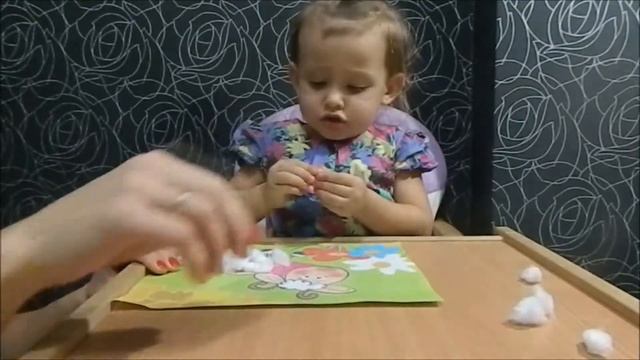 Развиваем моторику. Делаем овечке шерстку. Аппликация из ваты. смотреть онлайн