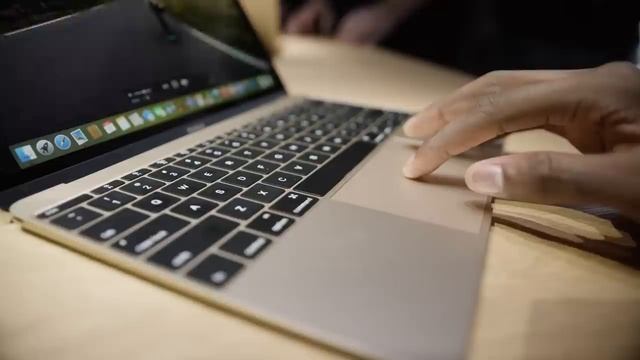 Apple‬, ‪MacBook‬‬ : Is the Apple MacBook Worth it? - Apple unveils new and improved MacBook смотреть онлайн