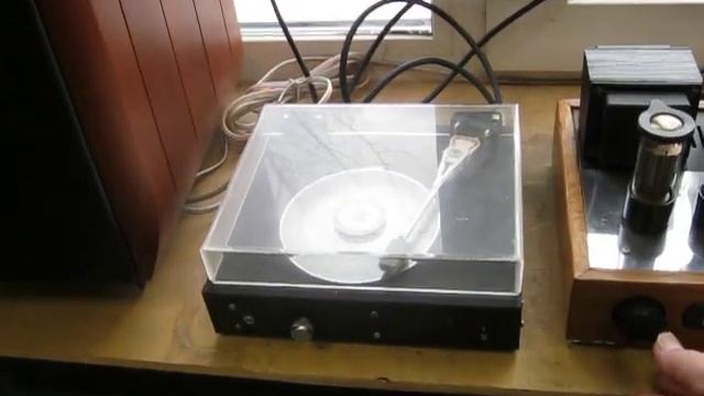 Datagor.ru - Ретро CD-проигрыватель "Ностальгия по винилу" смотреть онлайн