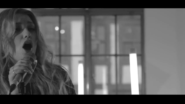 Ella Henderson - Ghost (VEVO Dscvr Live) 2014