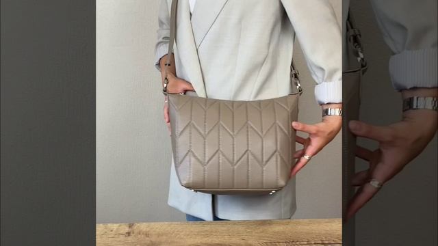 18040A1-235 Palio Сумка жен. нат. кожа 