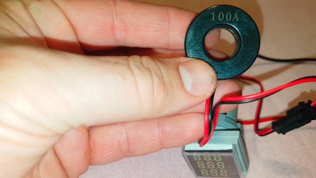 Sinotimer Voltage + Current meter Измеритель напряжения из Китая (Вольтметр , Амперметр и Герцметр) смотреть онлайн