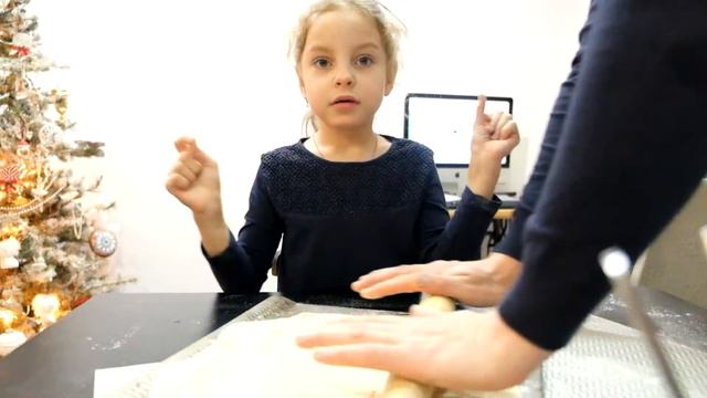 Варя делает фокаччу смотреть онлайн